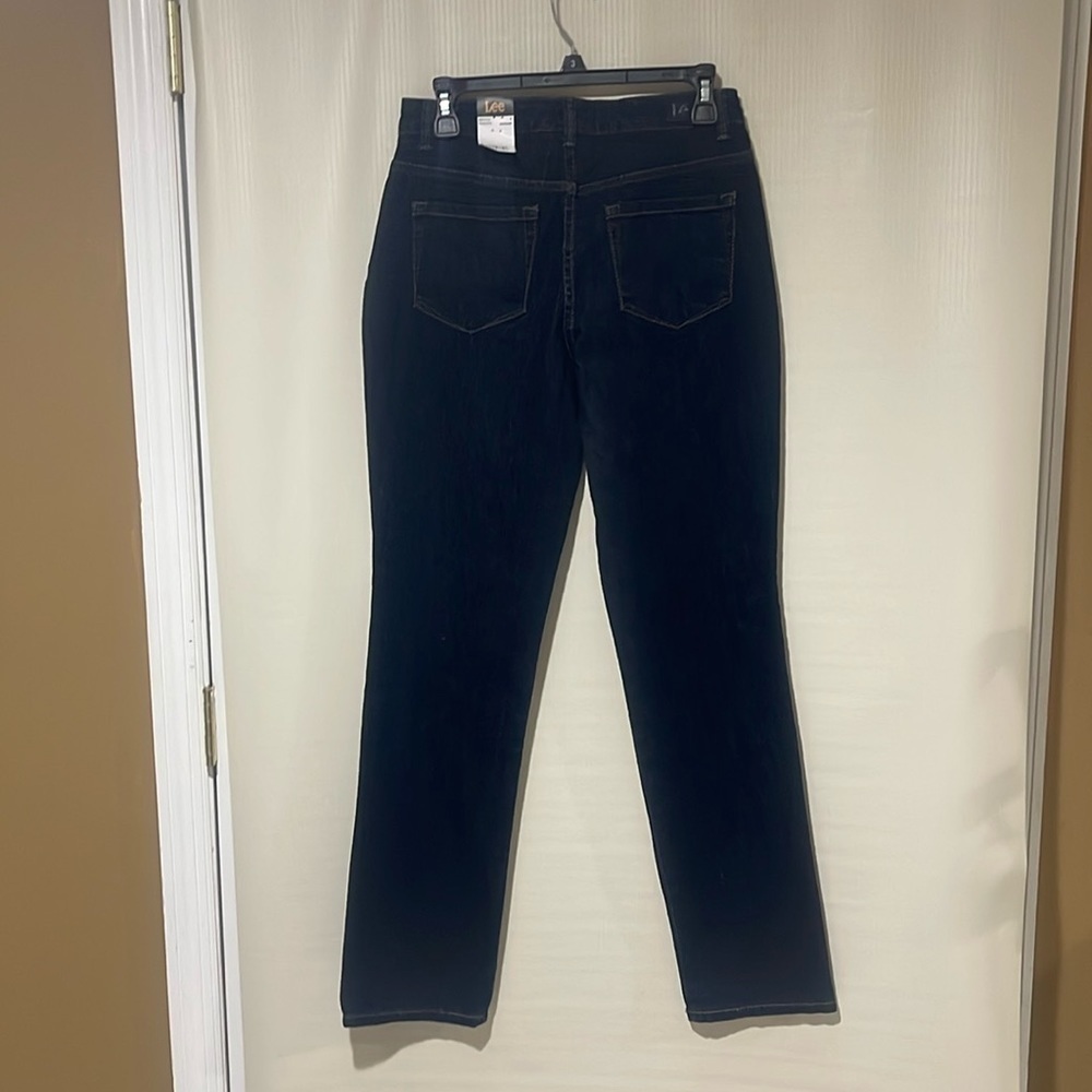 NWT LEE Women's Jeans Relaxed Fit Straight Leg High Rise Size 4 - Picture 7 of 11